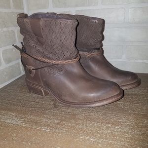 Women's brown leather boots